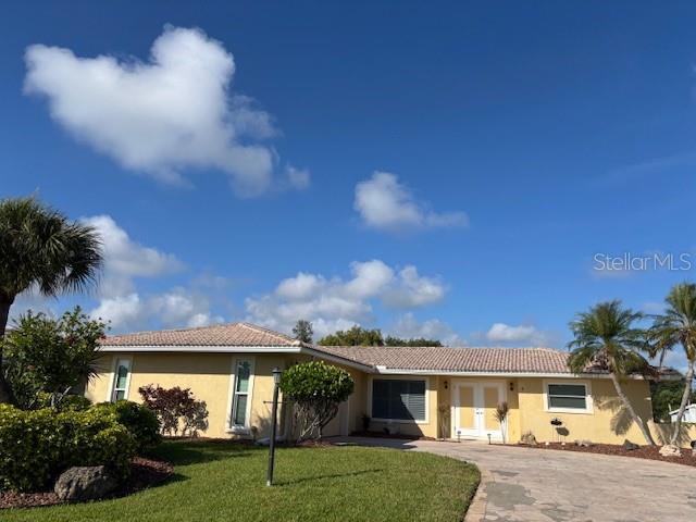 4 WINDSOR DR, ENGLEWOOD, FL, 34223