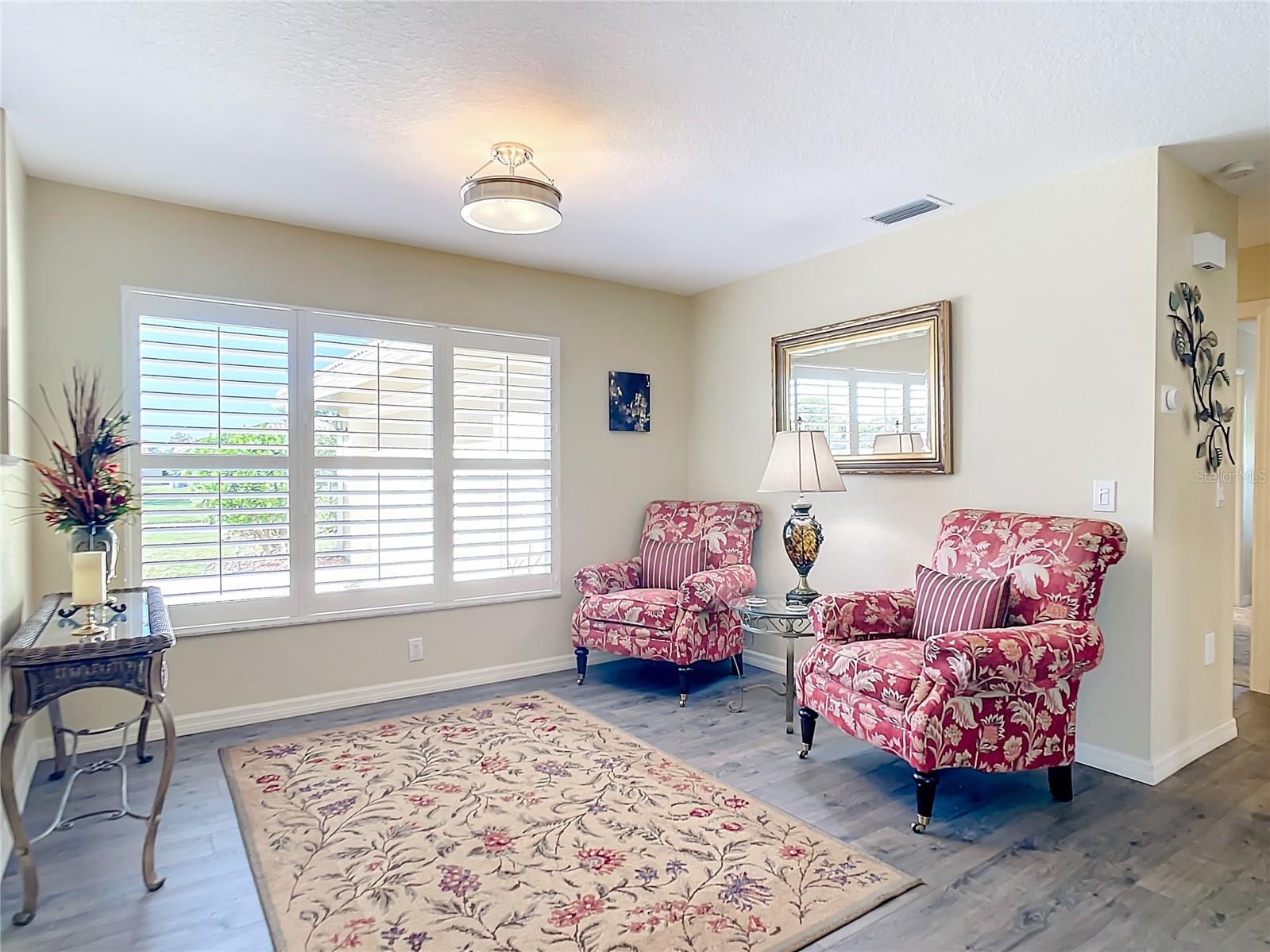 4 WINDSOR DR, ENGLEWOOD, FL, 34223