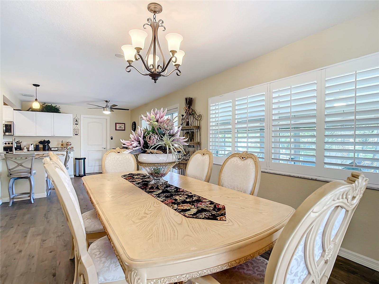 4 WINDSOR DR, ENGLEWOOD, FL, 34223