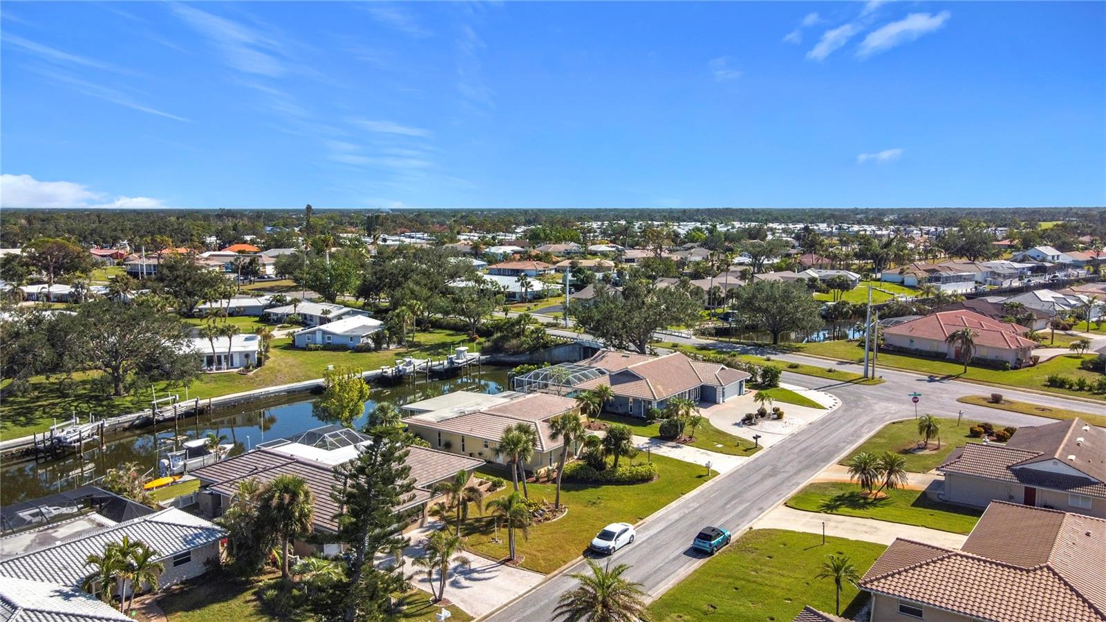 4 WINDSOR DR, ENGLEWOOD, FL, 34223