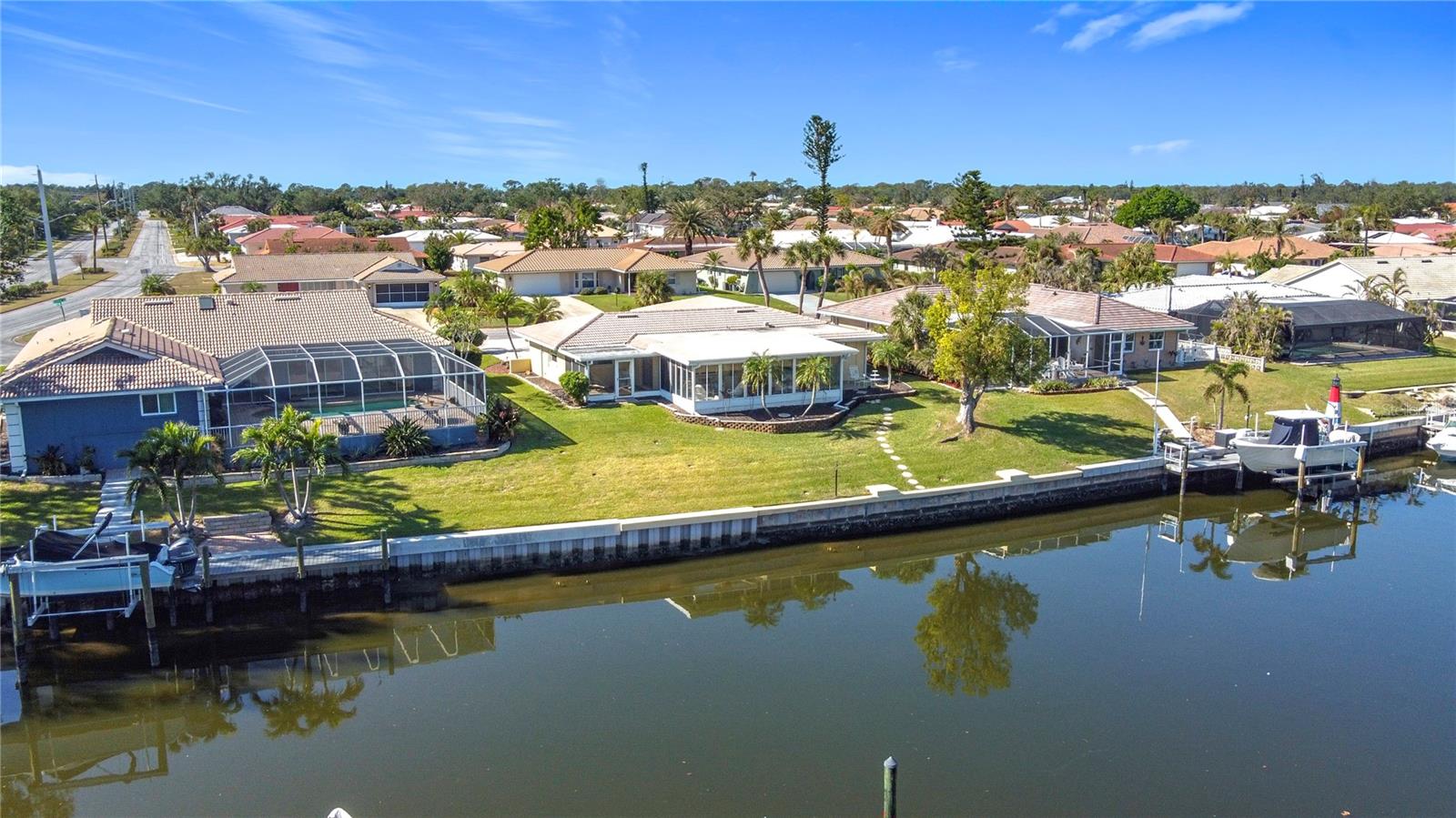 4 WINDSOR DR, ENGLEWOOD, FL, 34223