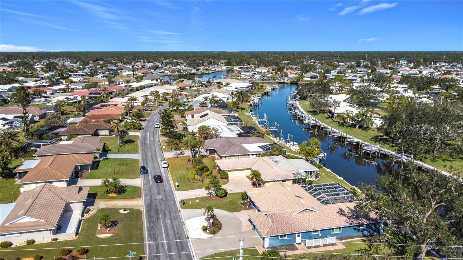 4 WINDSOR DR, ENGLEWOOD, FL, 34223