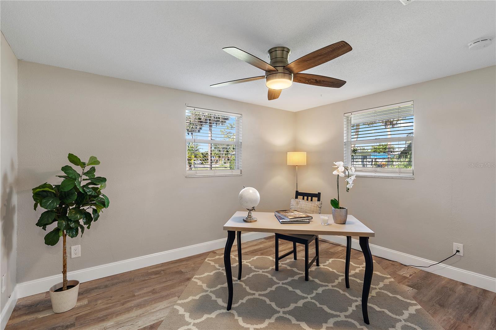 1200 LAUREL AVE, VENICE, FL, 34285