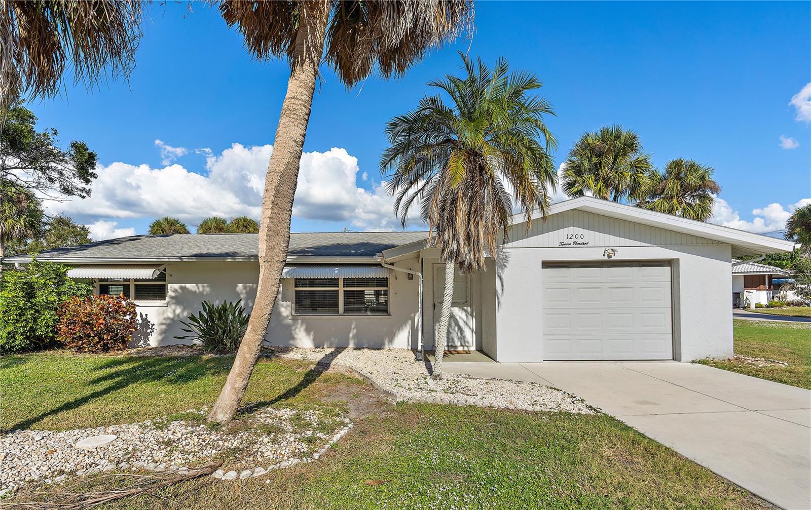 1200 LAUREL AVE, VENICE, FL, 34285