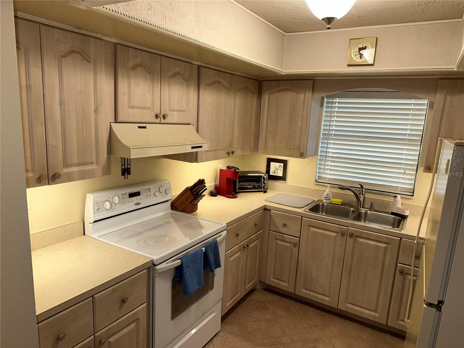 3645 LONGMEADOW #31, SARASOTA, FL, 34235