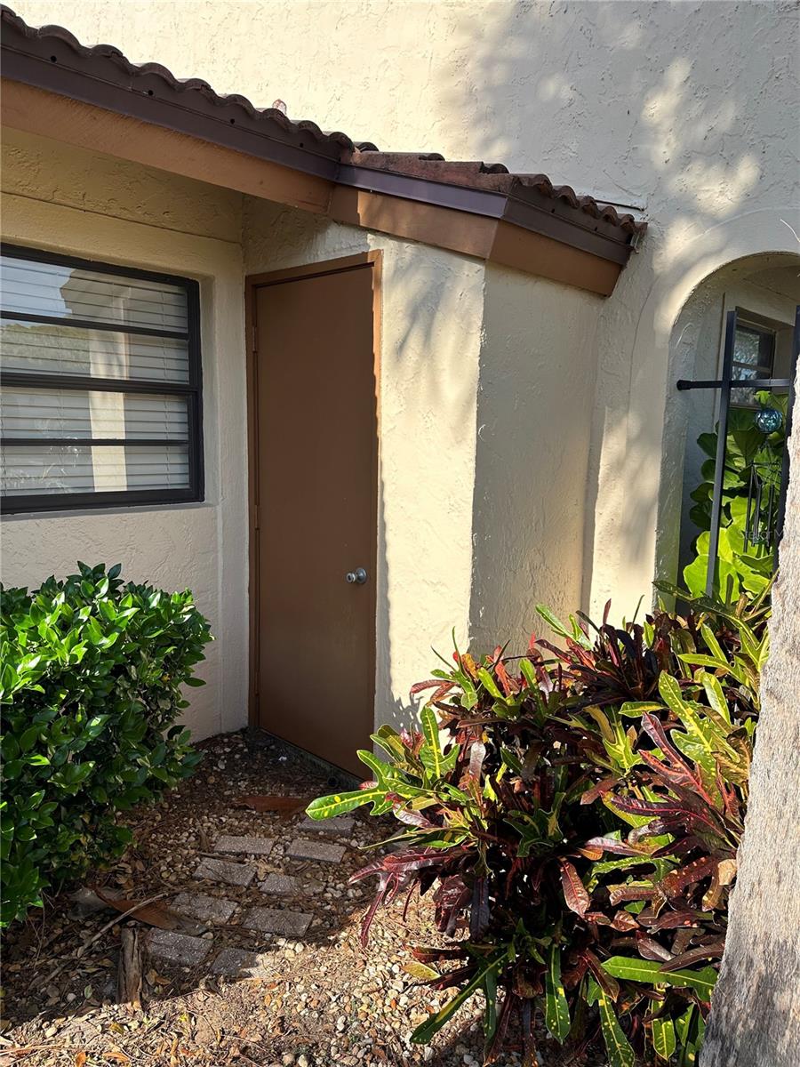 3645 LONGMEADOW #31, SARASOTA, FL, 34235