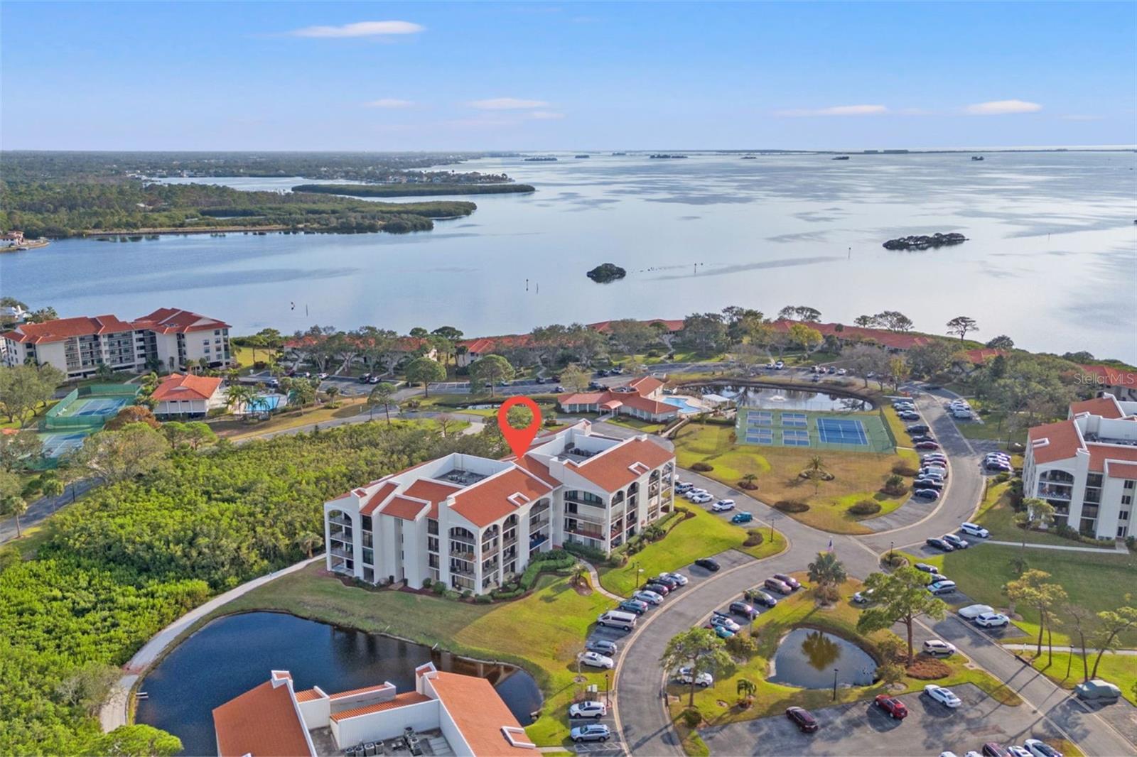 125 MARINER DR #125, TARPON SPRINGS, FL, 34689
