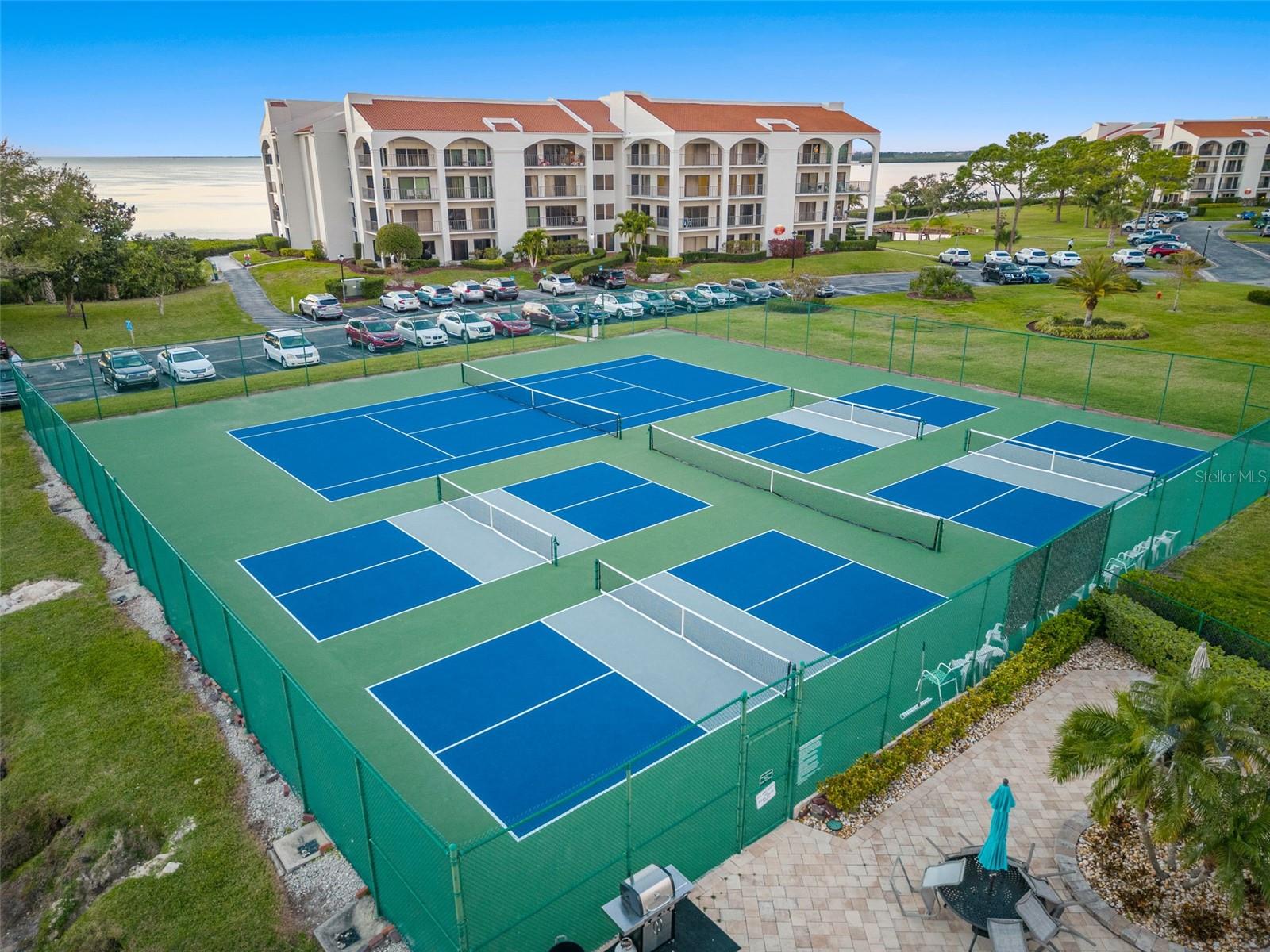 125 MARINER DR #125, TARPON SPRINGS, FL, 34689