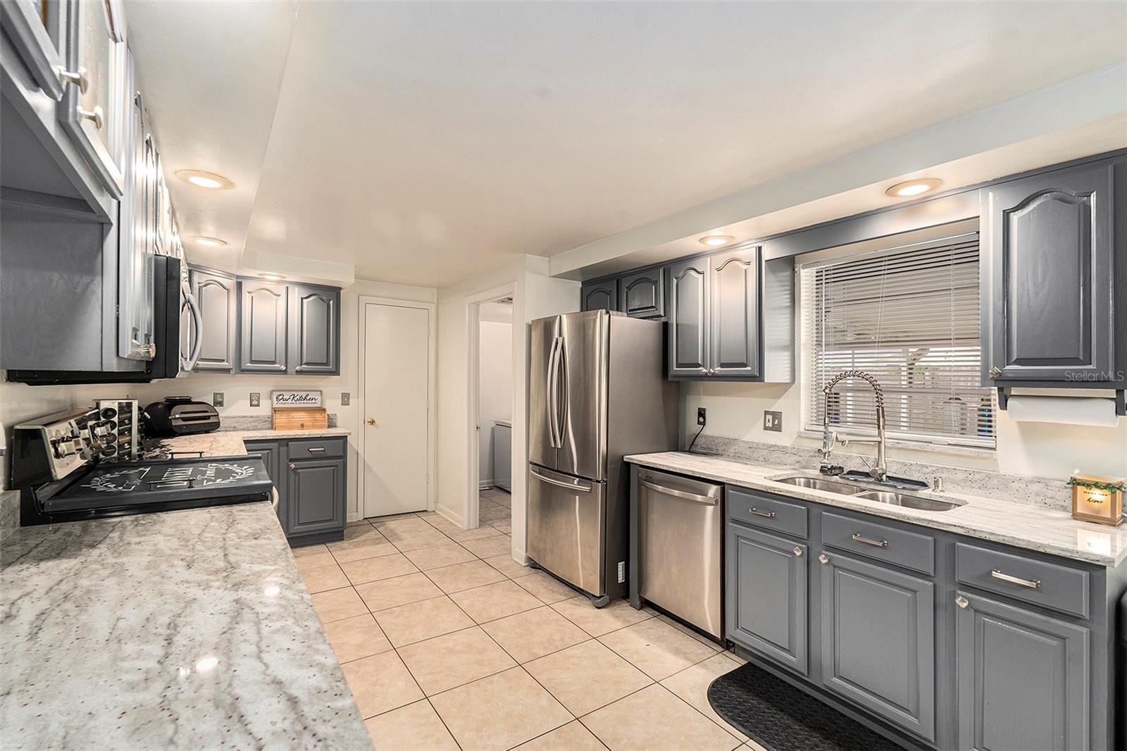 504 HIGHVIEW CIR S, BRANDON, FL, 33510
