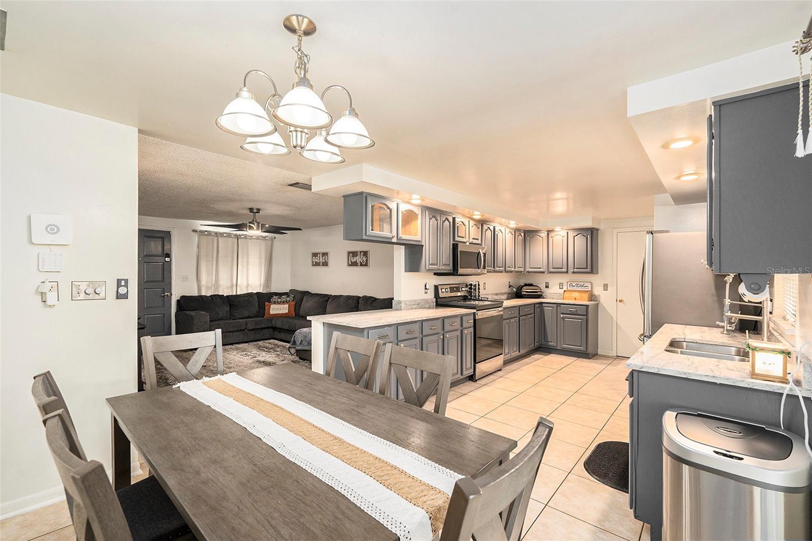 504 HIGHVIEW CIR S, BRANDON, FL, 33510