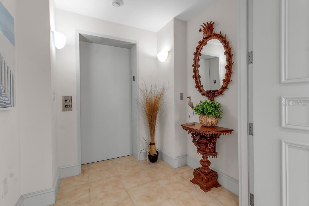 3010 GRAND BAY BLVD #472, LONGBOAT KEY, FL, 34228