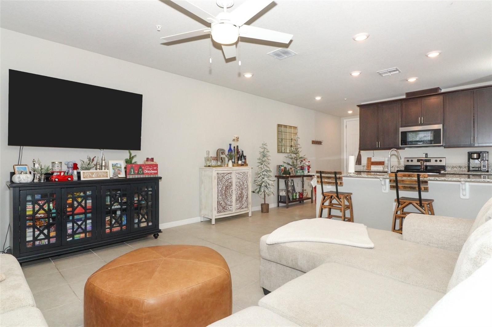 947 ROBIN HOLLY ST, OCOEE, FL, 34761