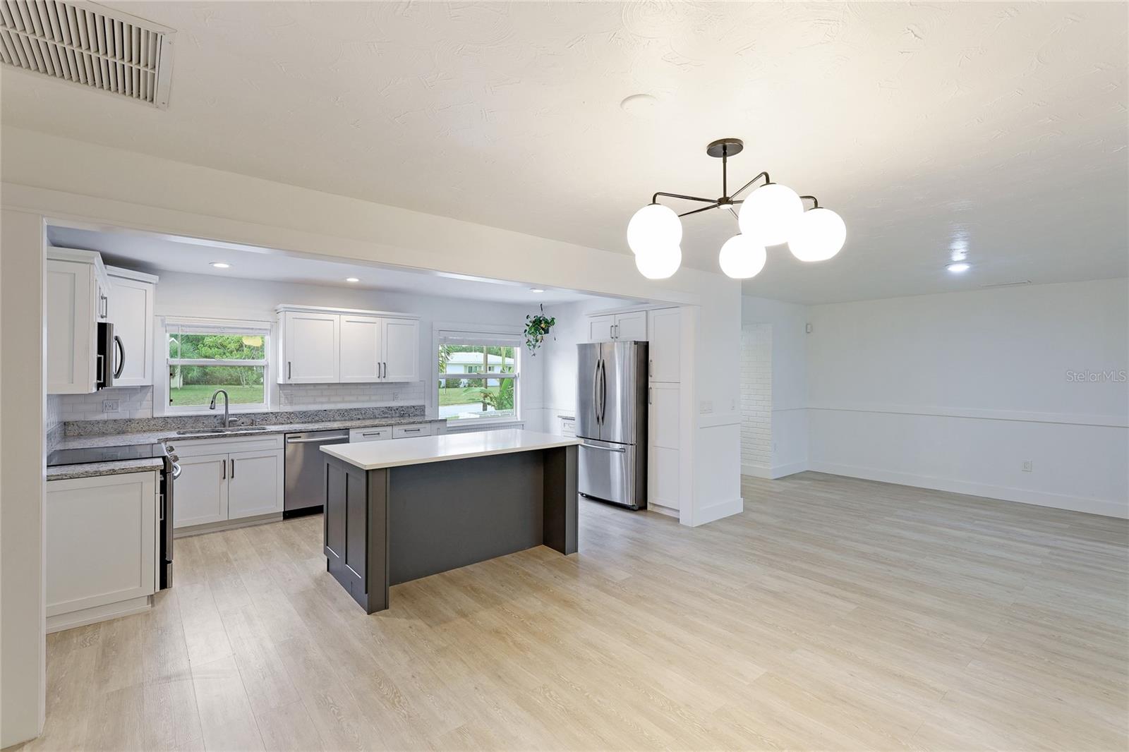 2623 SUNCREST DR, SARASOTA, FL, 34239