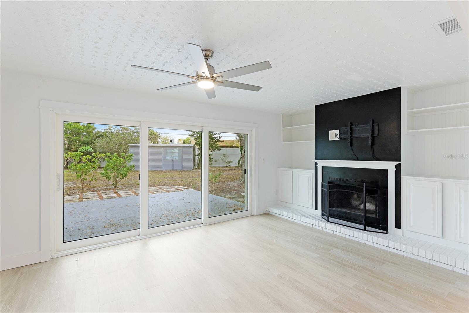 2623 SUNCREST DR, SARASOTA, FL, 34239