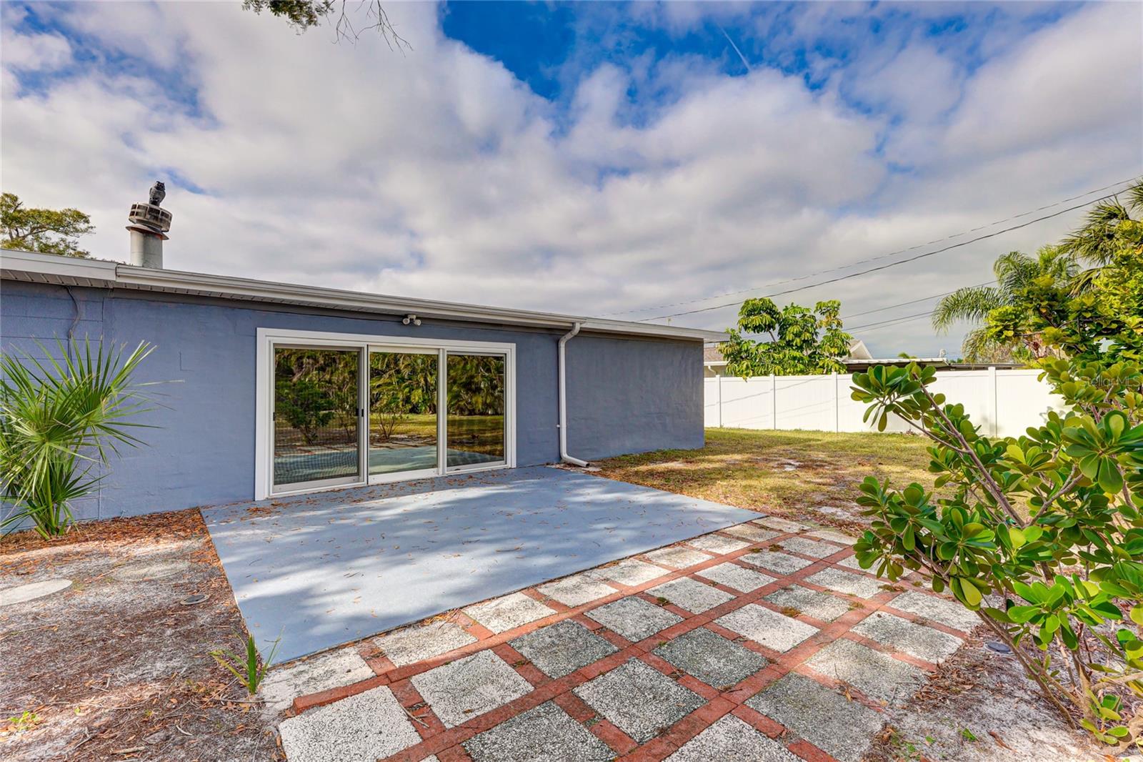 2623 SUNCREST DR, SARASOTA, FL, 34239