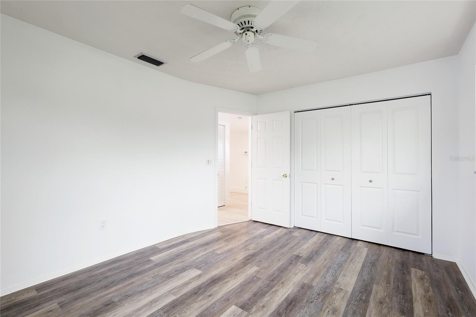2623 SUNCREST DR, SARASOTA, FL, 34239