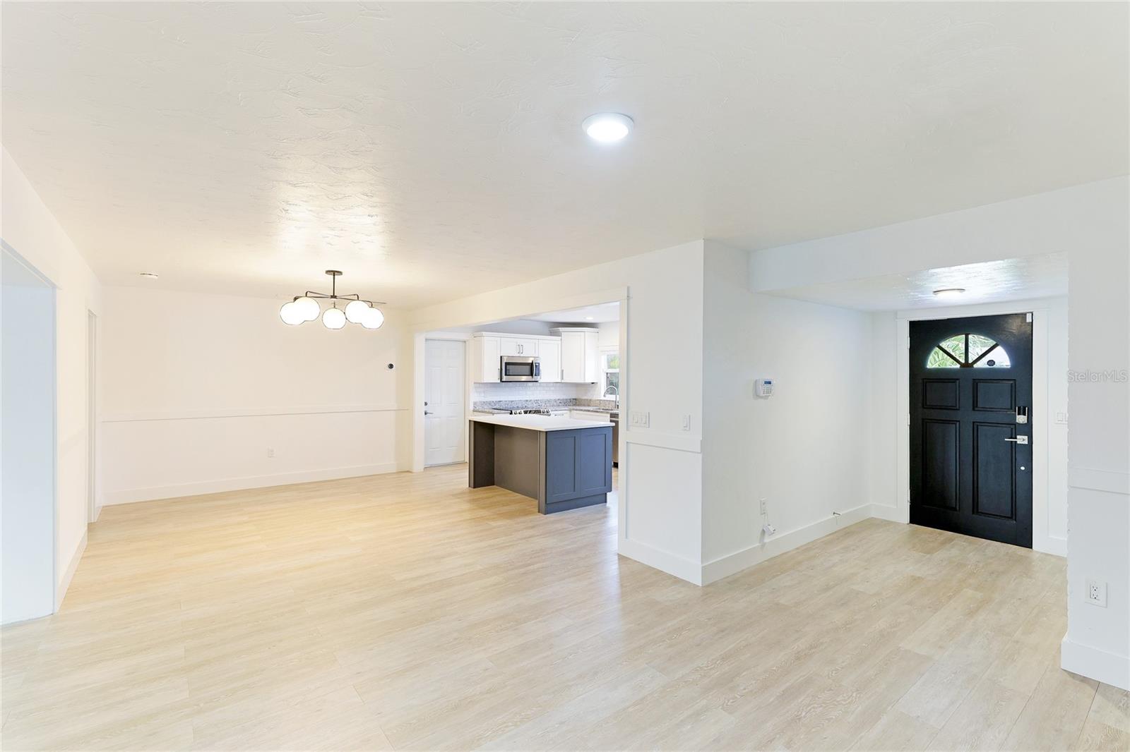 2623 SUNCREST DR, SARASOTA, FL, 34239
