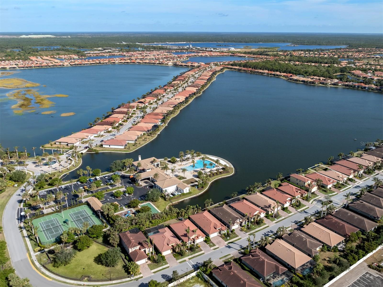 148 MARAVIYA BLVD, NOKOMIS, FL, 34275