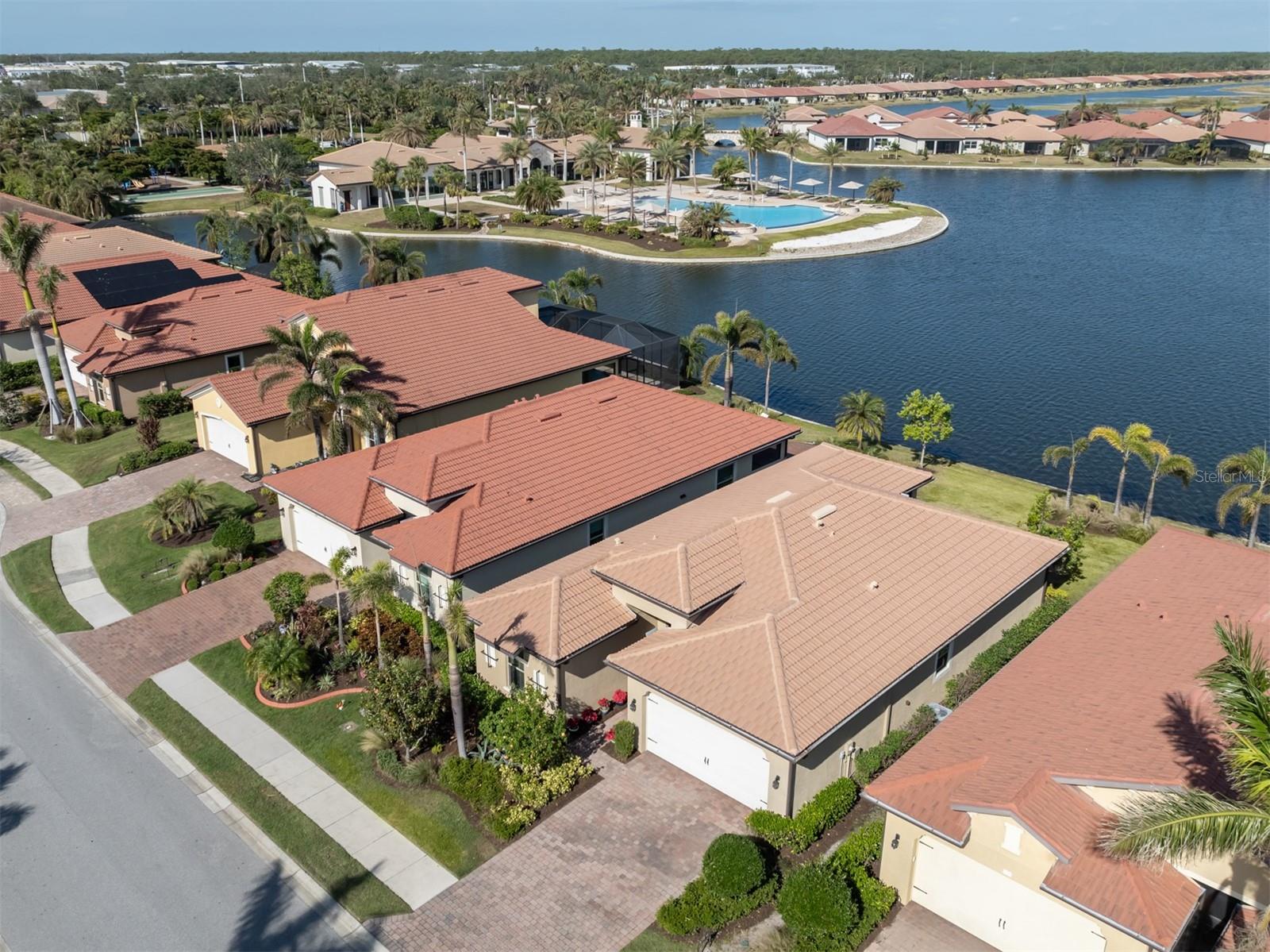 148 MARAVIYA BLVD, NOKOMIS, FL, 34275