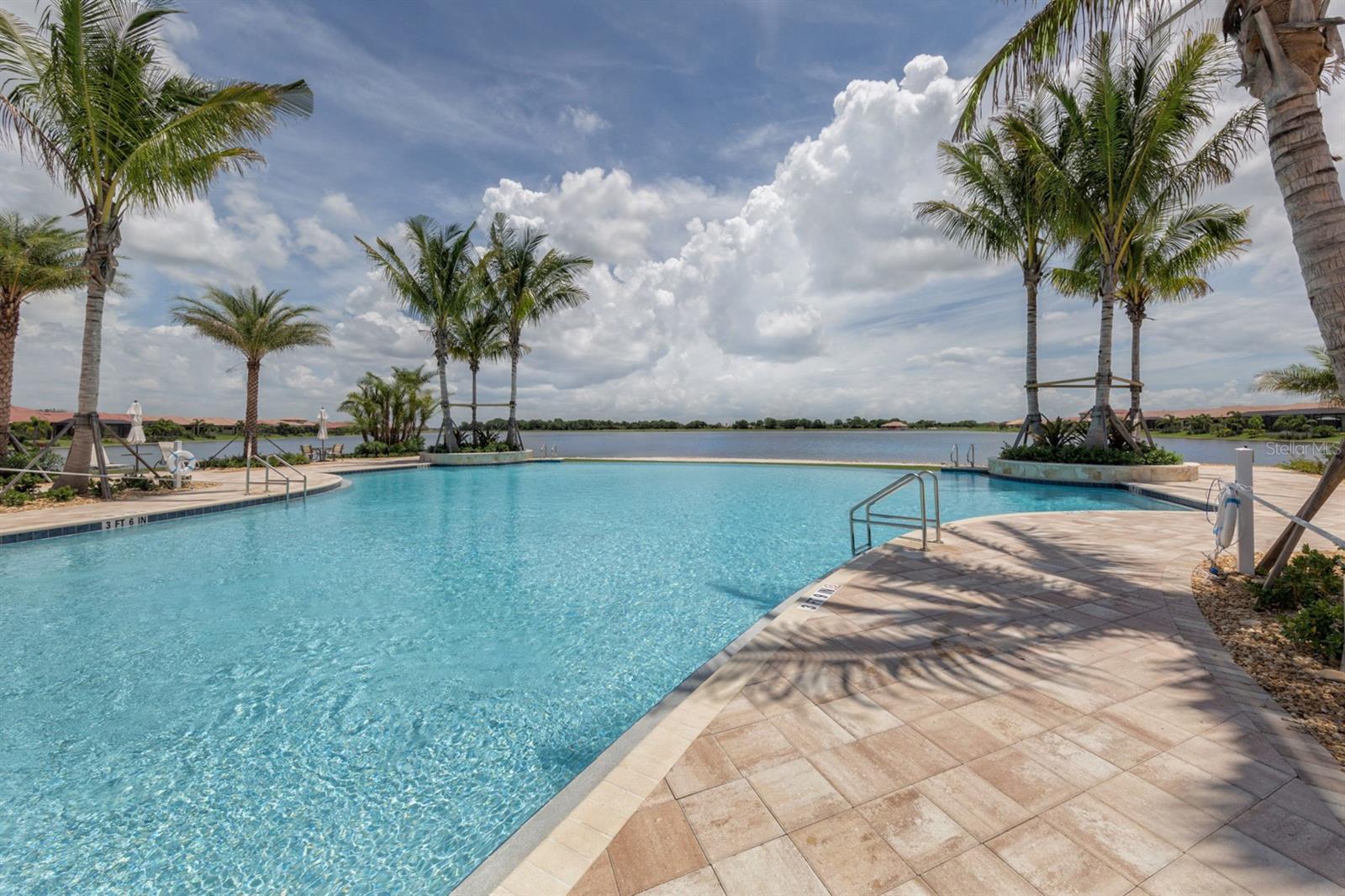 148 MARAVIYA BLVD, NOKOMIS, FL, 34275