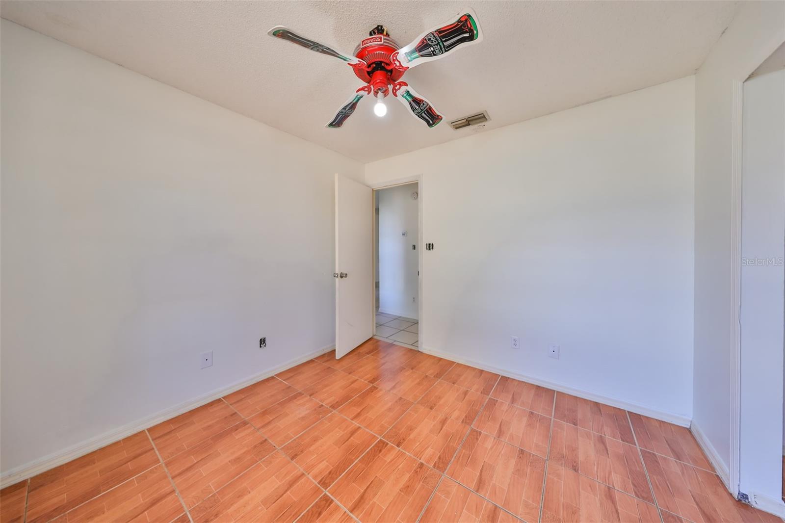 11 LEANING PALM CT, PLANT CITY, FL, 33563