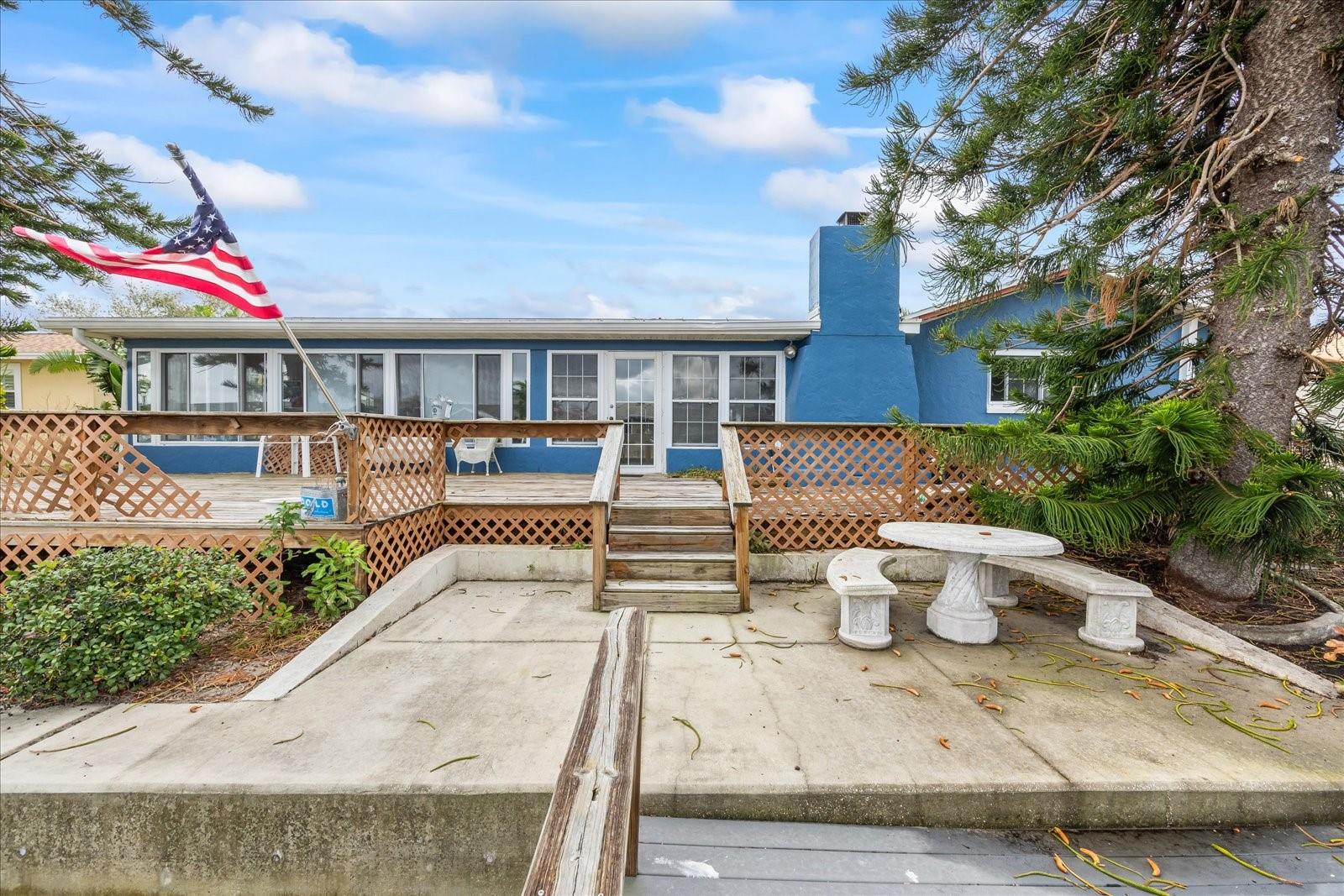 1409 NE 49TH AVE NE, ST PETERSBURG, FL, 33703