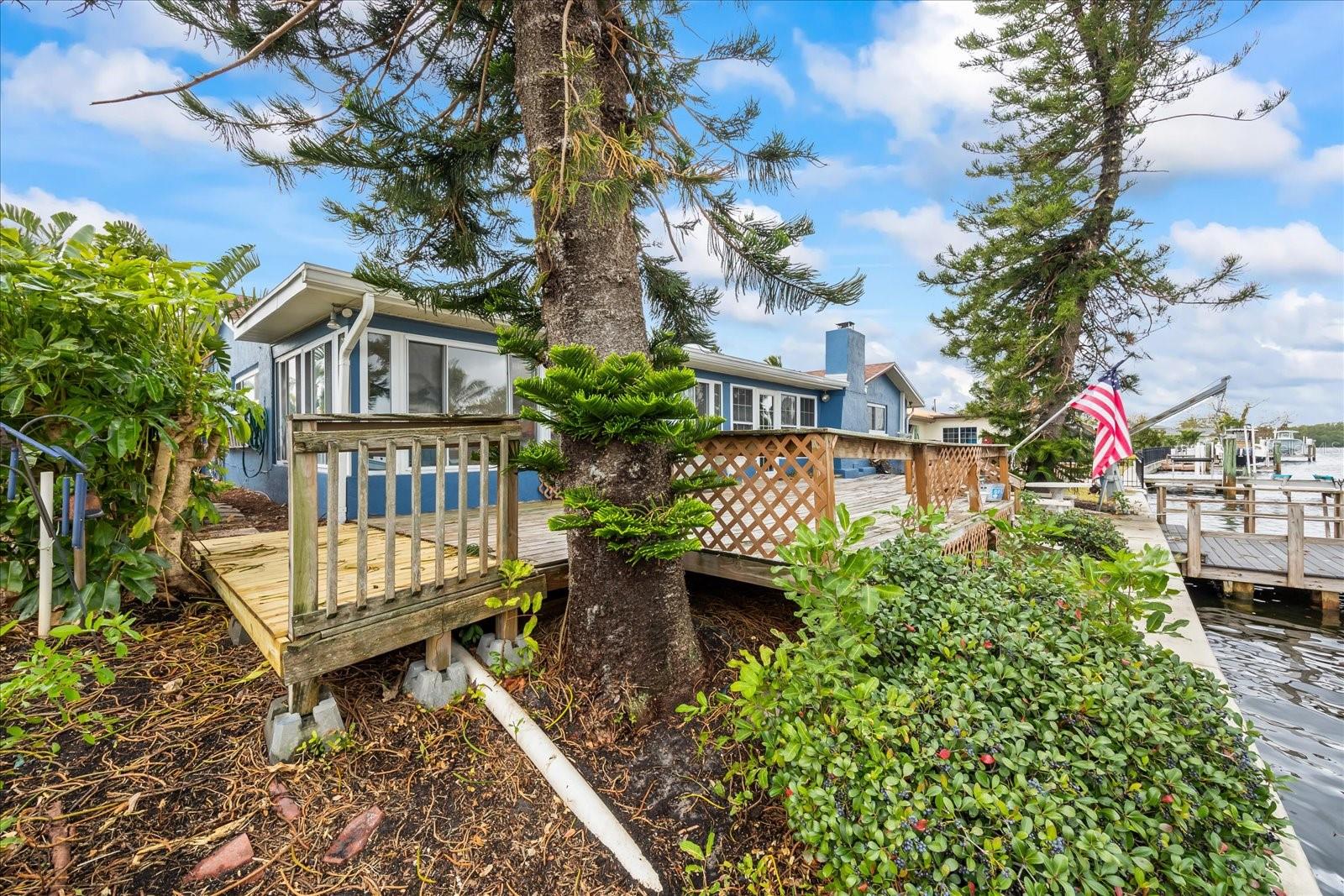 1409 NE 49TH AVE NE, ST PETERSBURG, FL, 33703