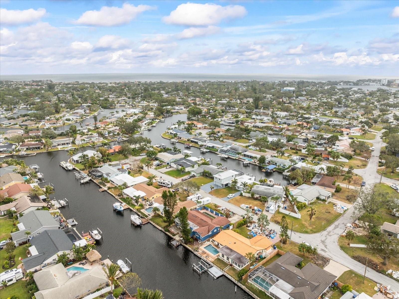 1409 NE 49TH AVE NE, ST PETERSBURG, FL, 33703