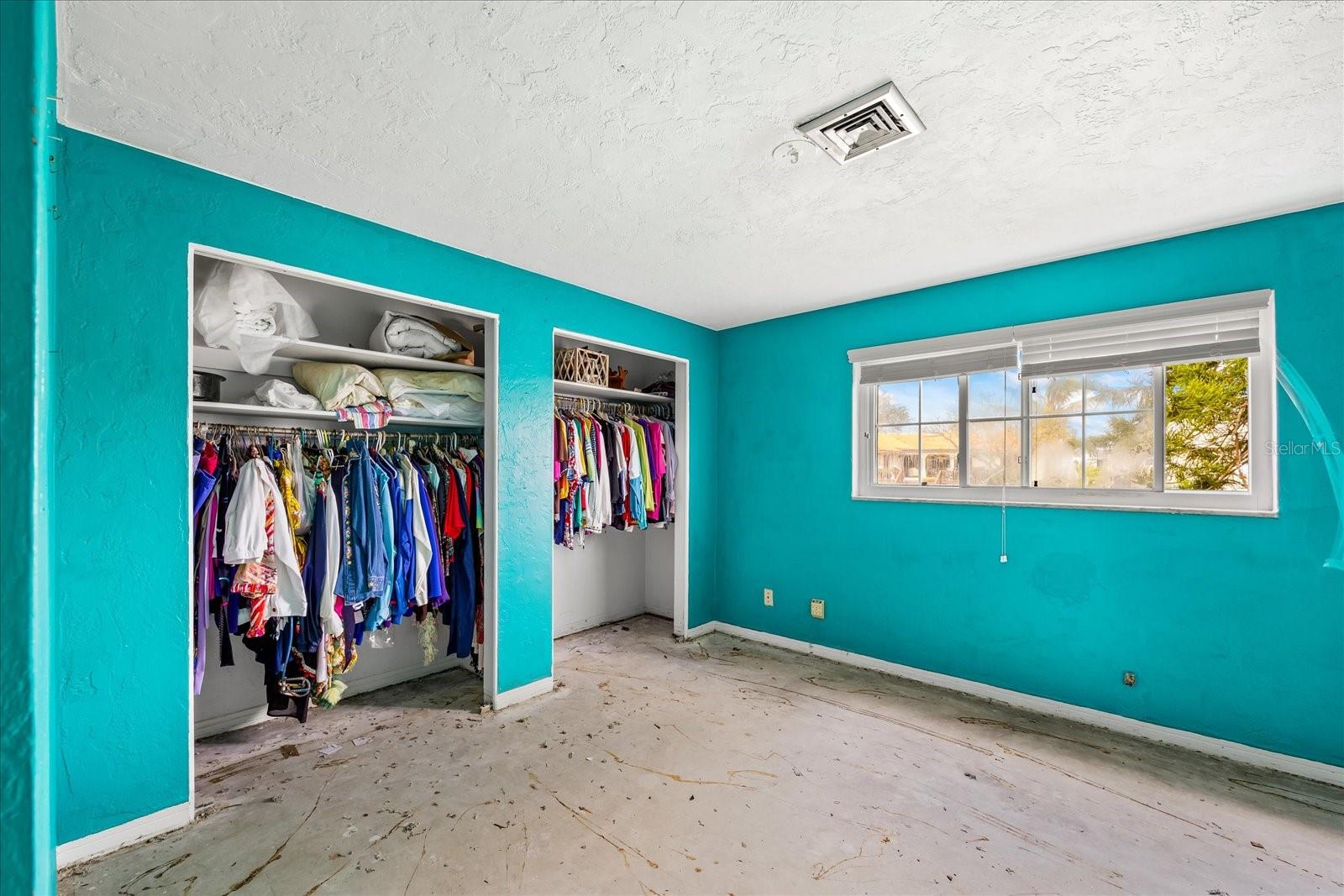 1409 NE 49TH AVE NE, ST PETERSBURG, FL, 33703