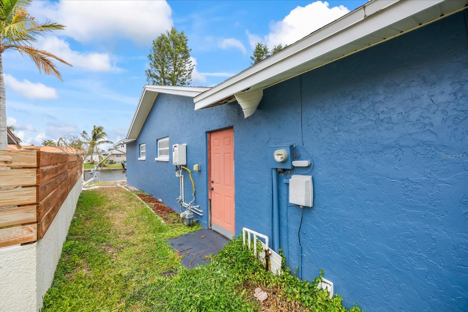 1409 NE 49TH AVE NE, ST PETERSBURG, FL, 33703