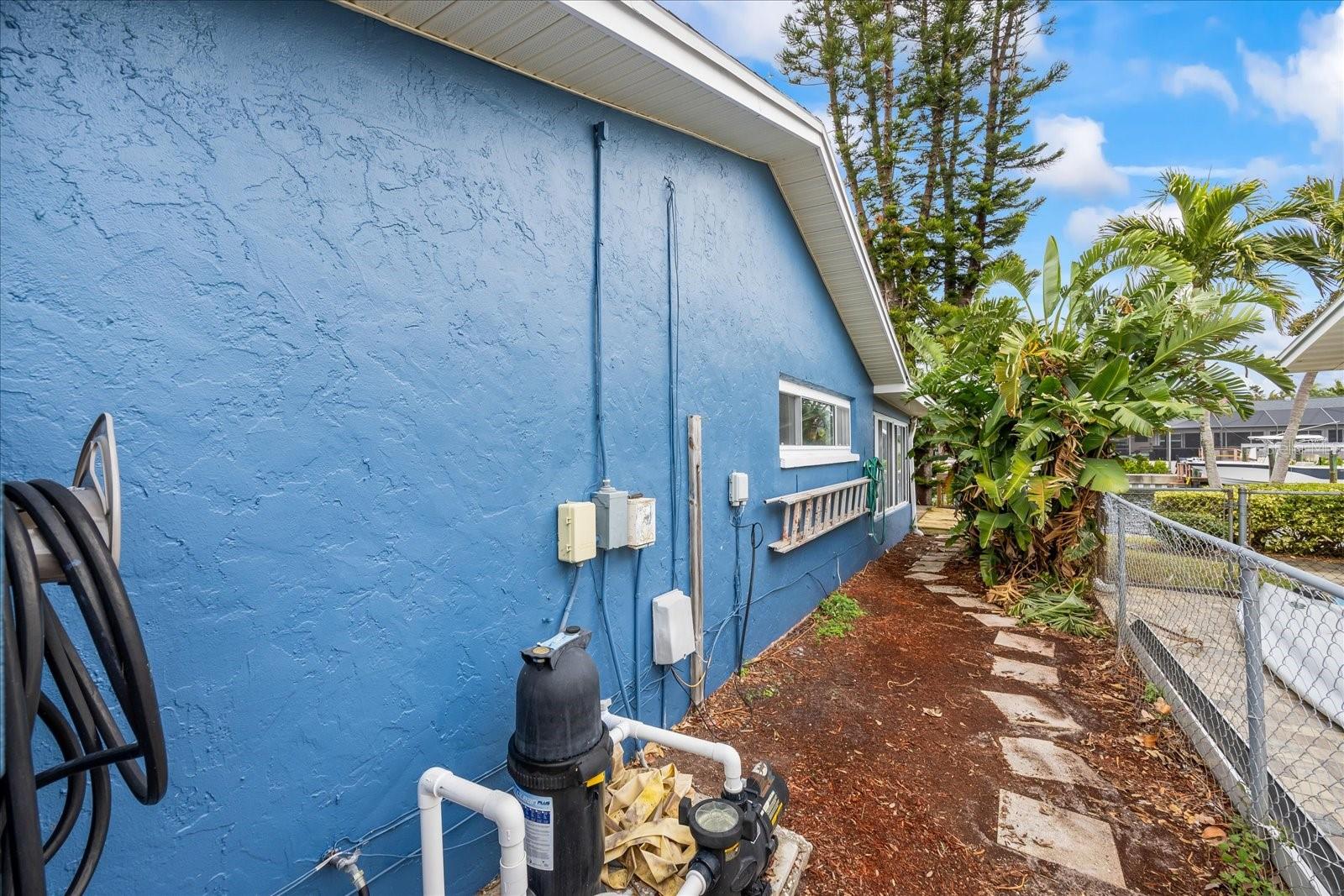 1409 NE 49TH AVE NE, ST PETERSBURG, FL, 33703