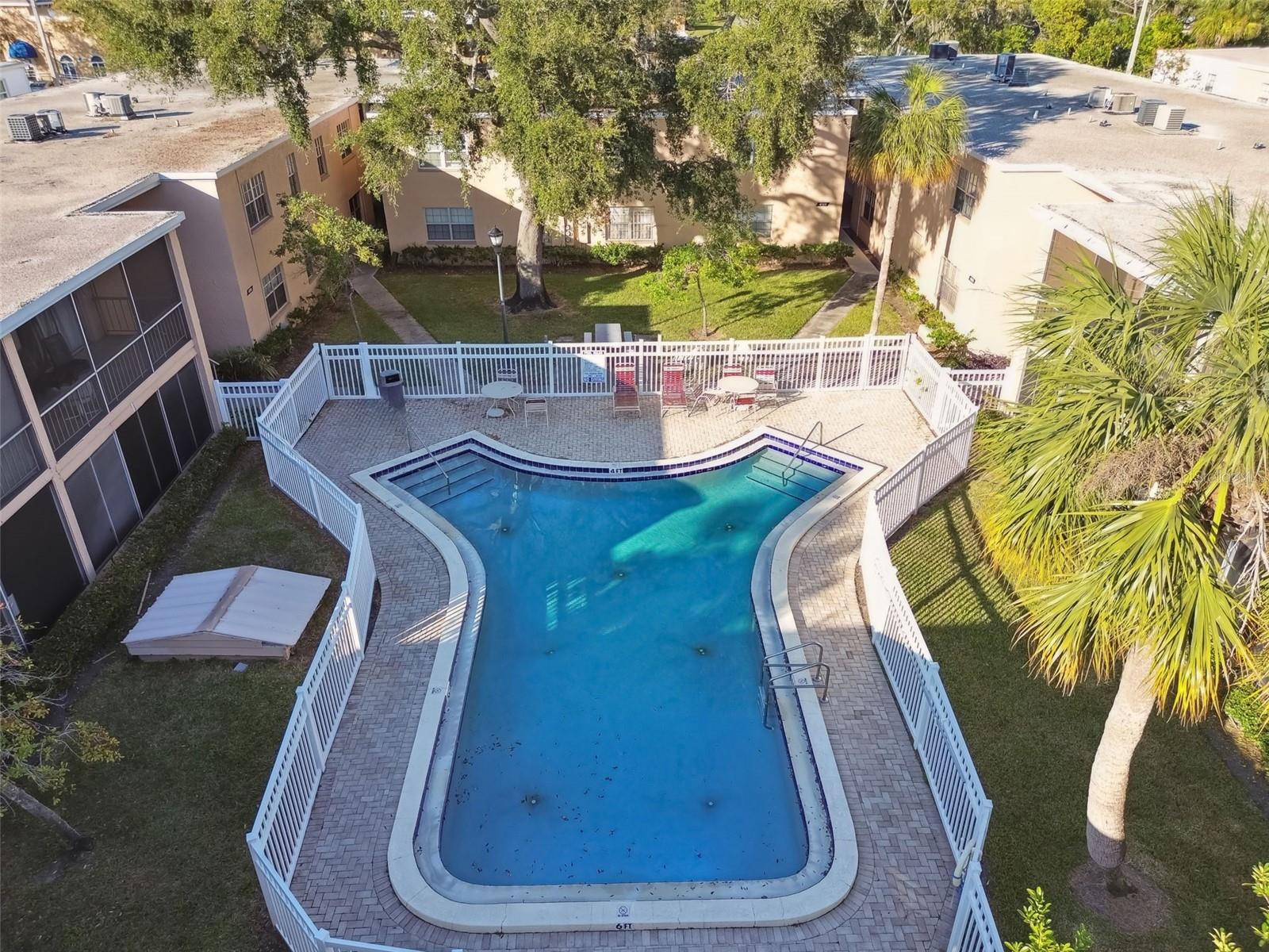 4715 MICHAEL CT #136, TAMPA, FL, 33614