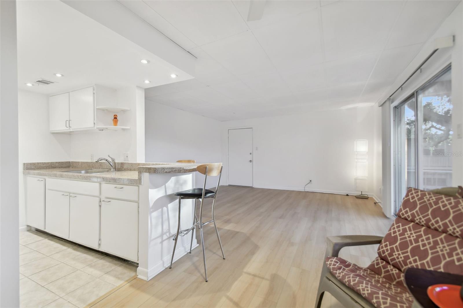 4715 MICHAEL CT #136, TAMPA, FL, 33614