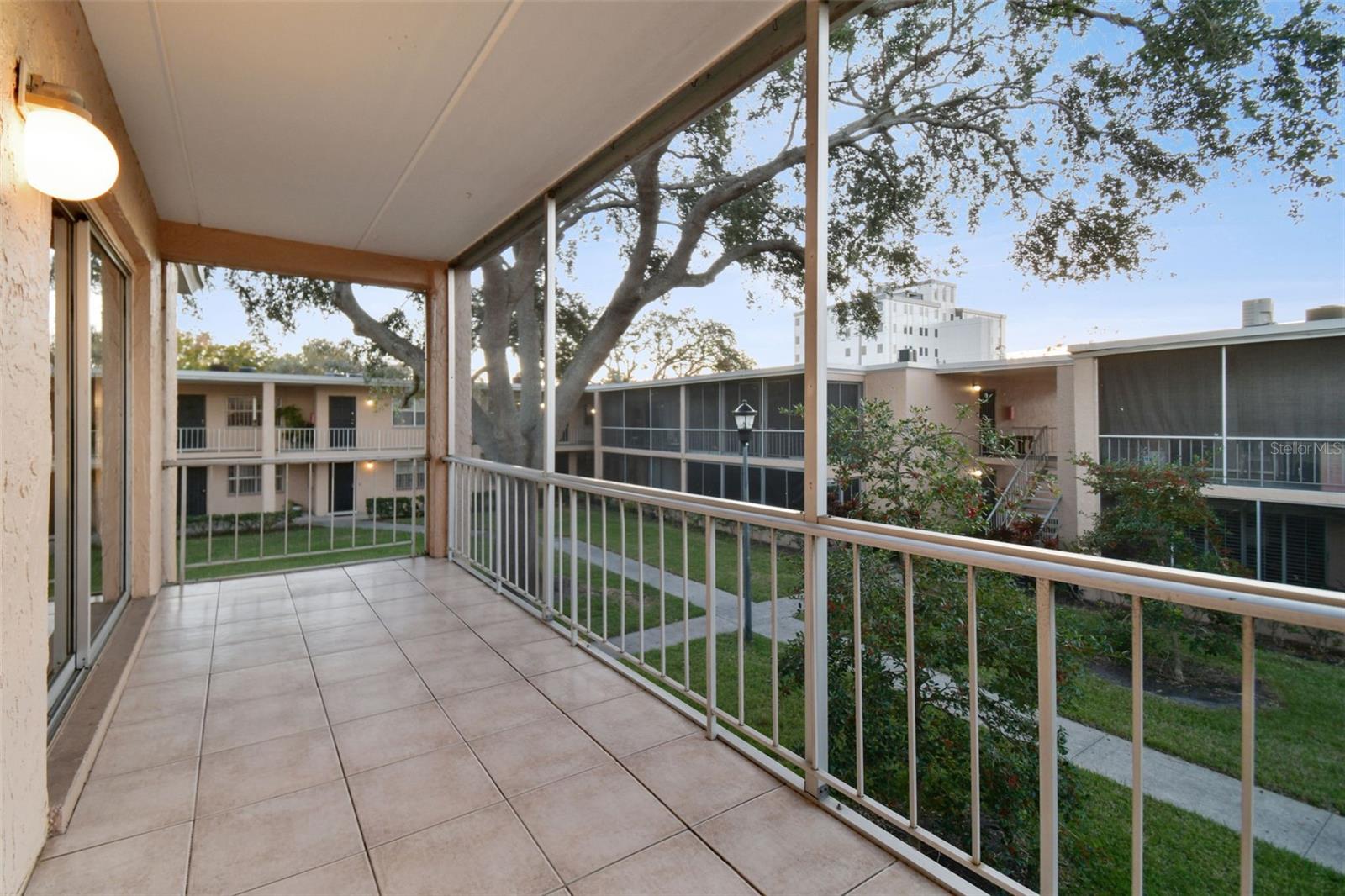 4715 MICHAEL CT #136, TAMPA, FL, 33614