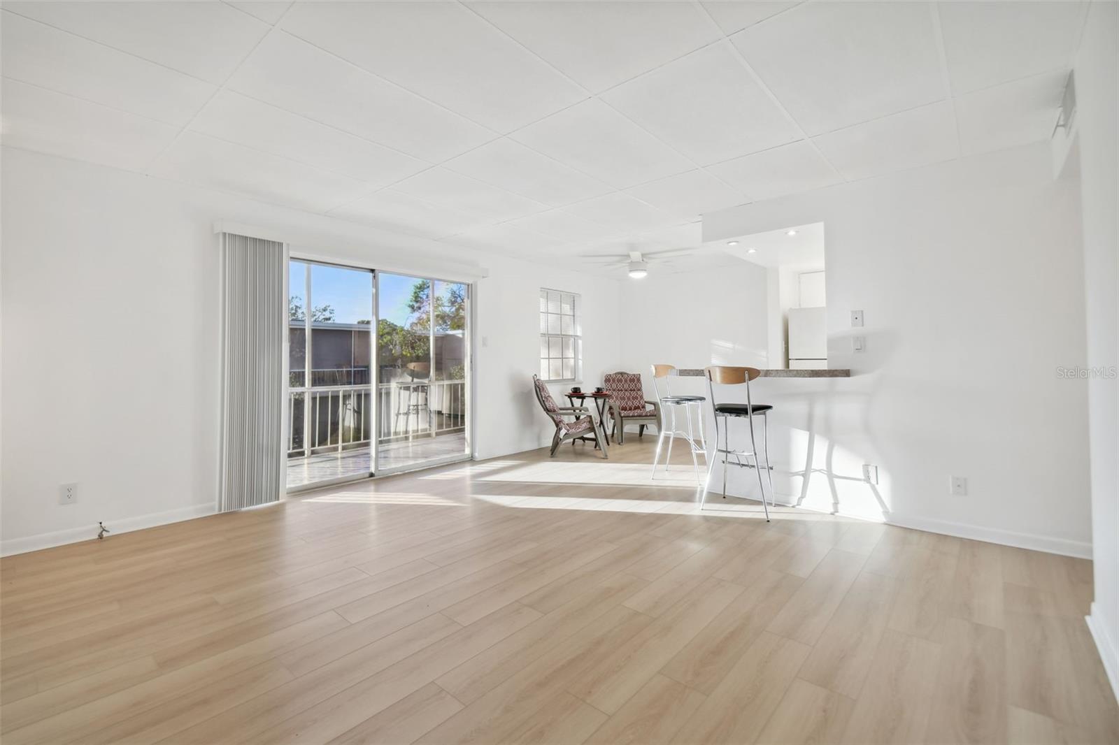 4715 MICHAEL CT #136, TAMPA, FL, 33614