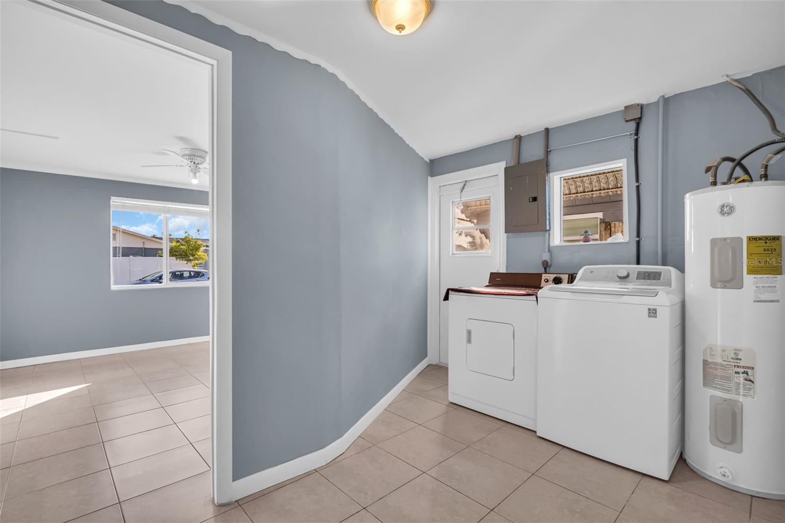 1415 YALE DR, HOLIDAY, FL, 34691