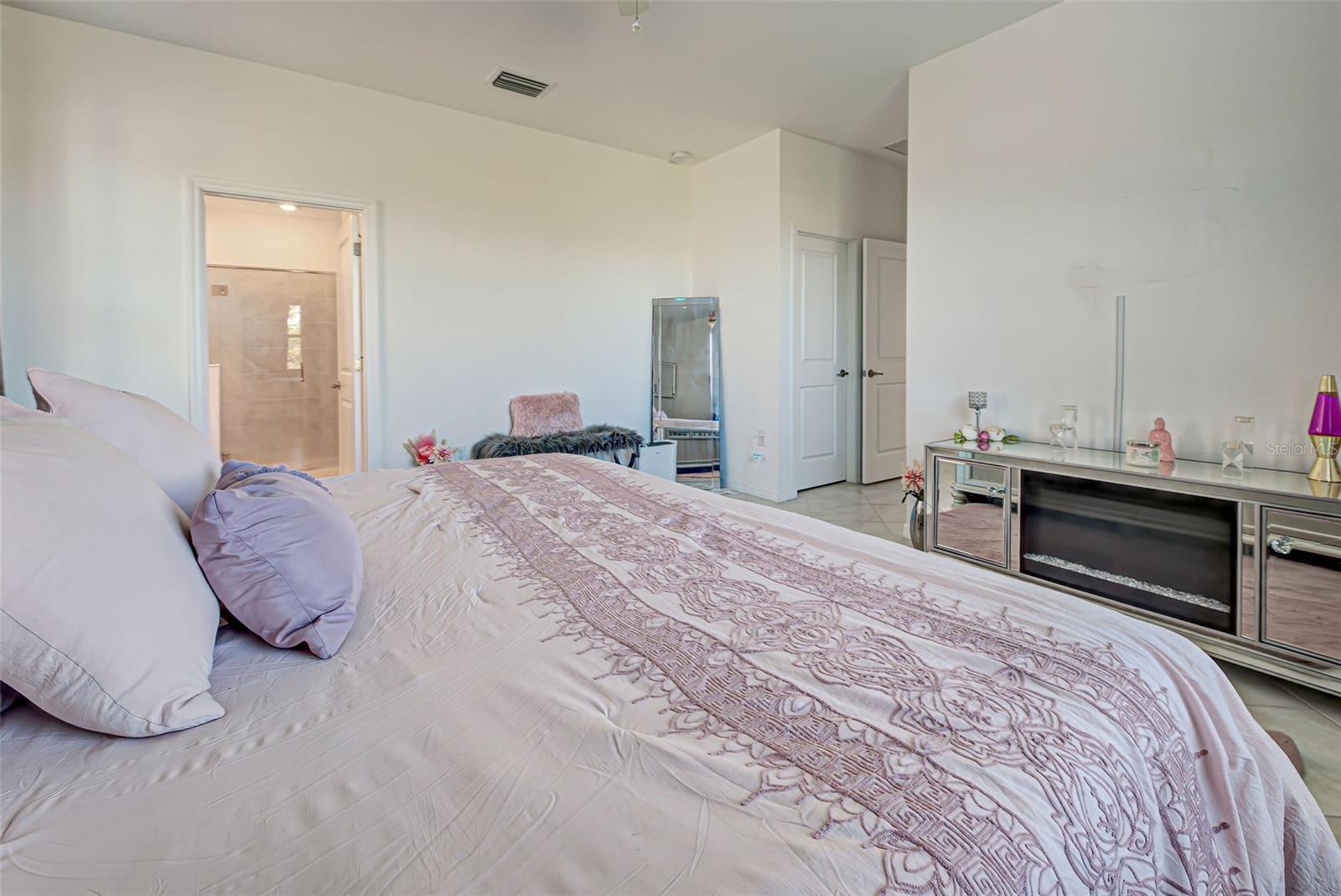 1836 W ISLES RD, PORT CHARLOTTE, FL, 33953