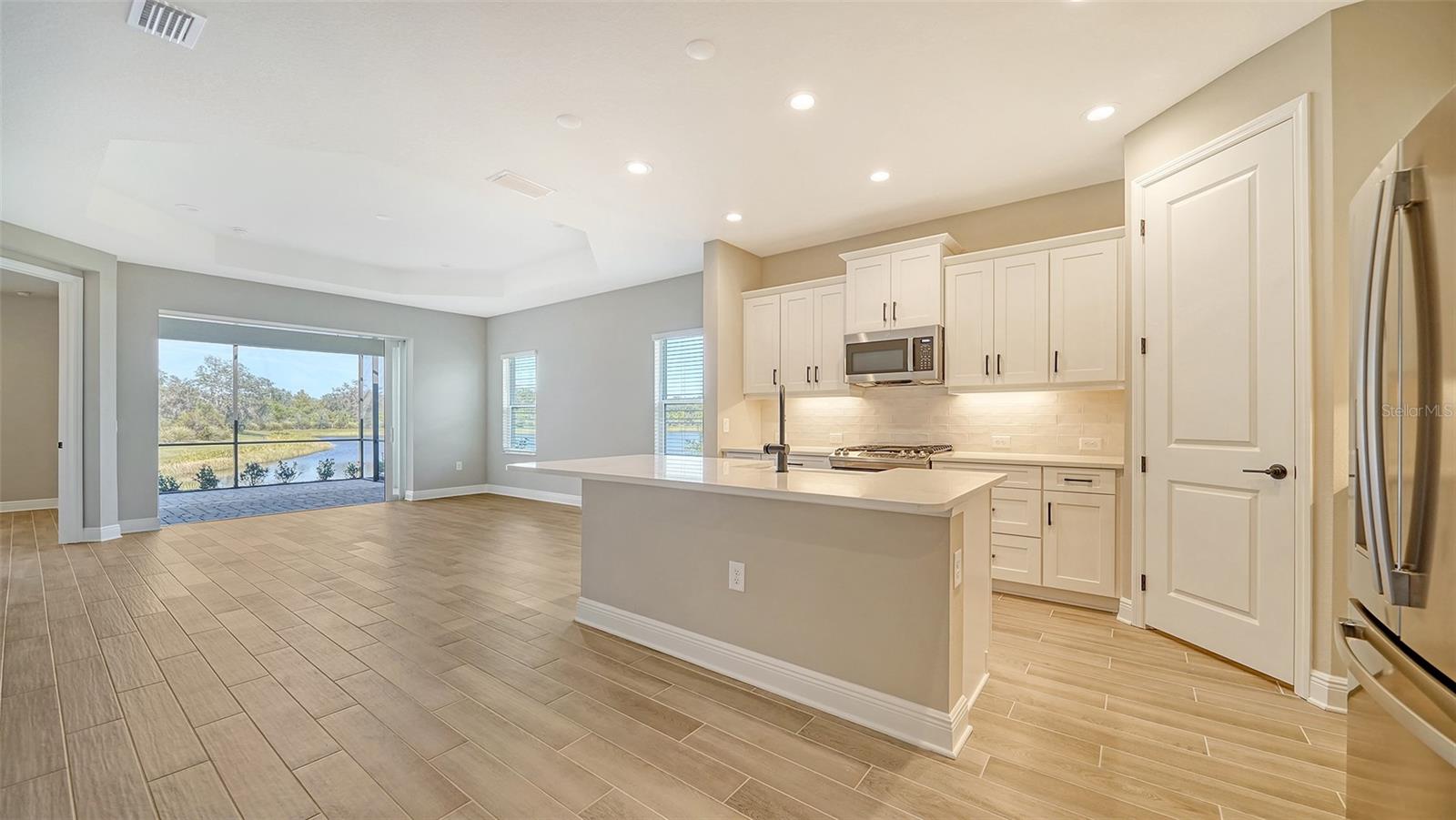 10177 LAKE WALES CIR, SARASOTA, FL, 34241