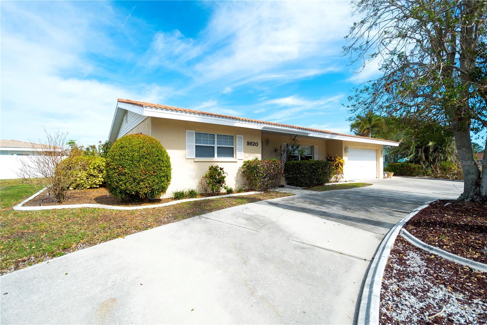 9820 ROYAL PALM DR, BRADENTON, FL, 34210