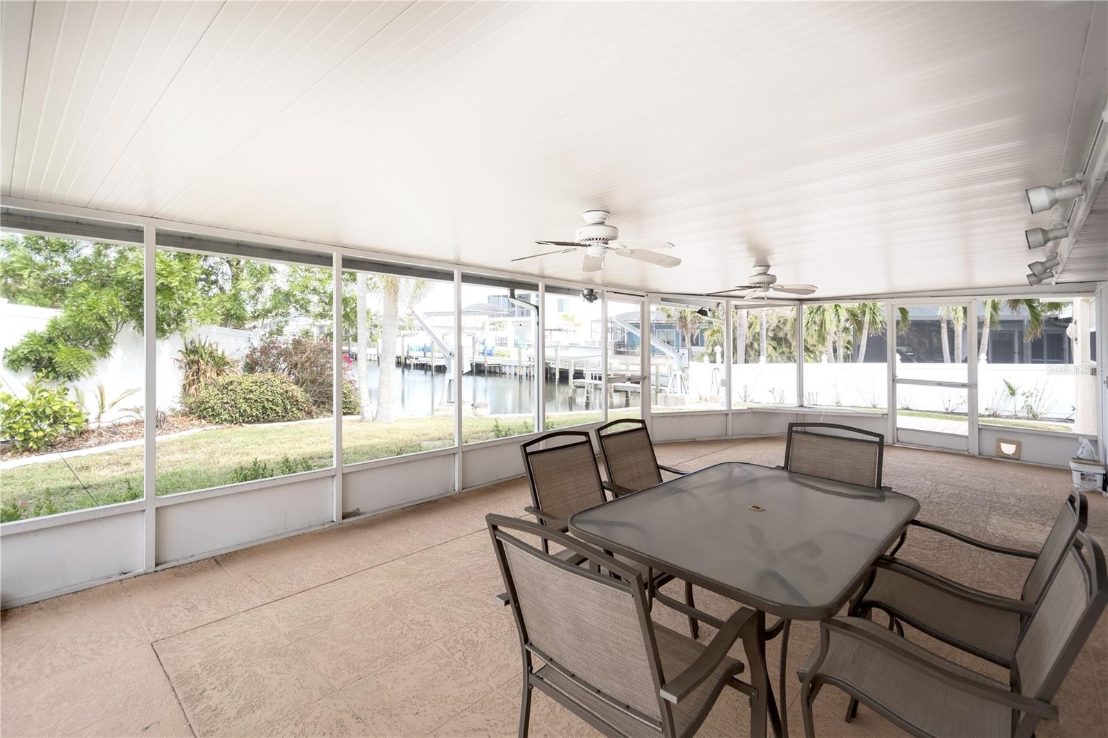 9820 ROYAL PALM DR, BRADENTON, FL, 34210