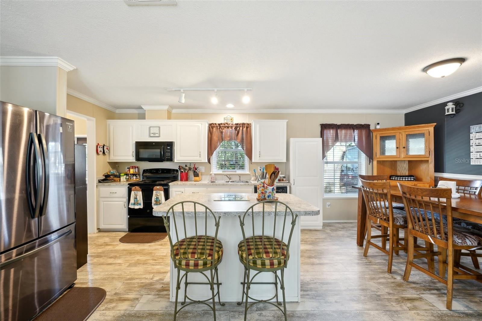 6449 WENDELL DR, WESLEY CHAPEL, FL, 33544