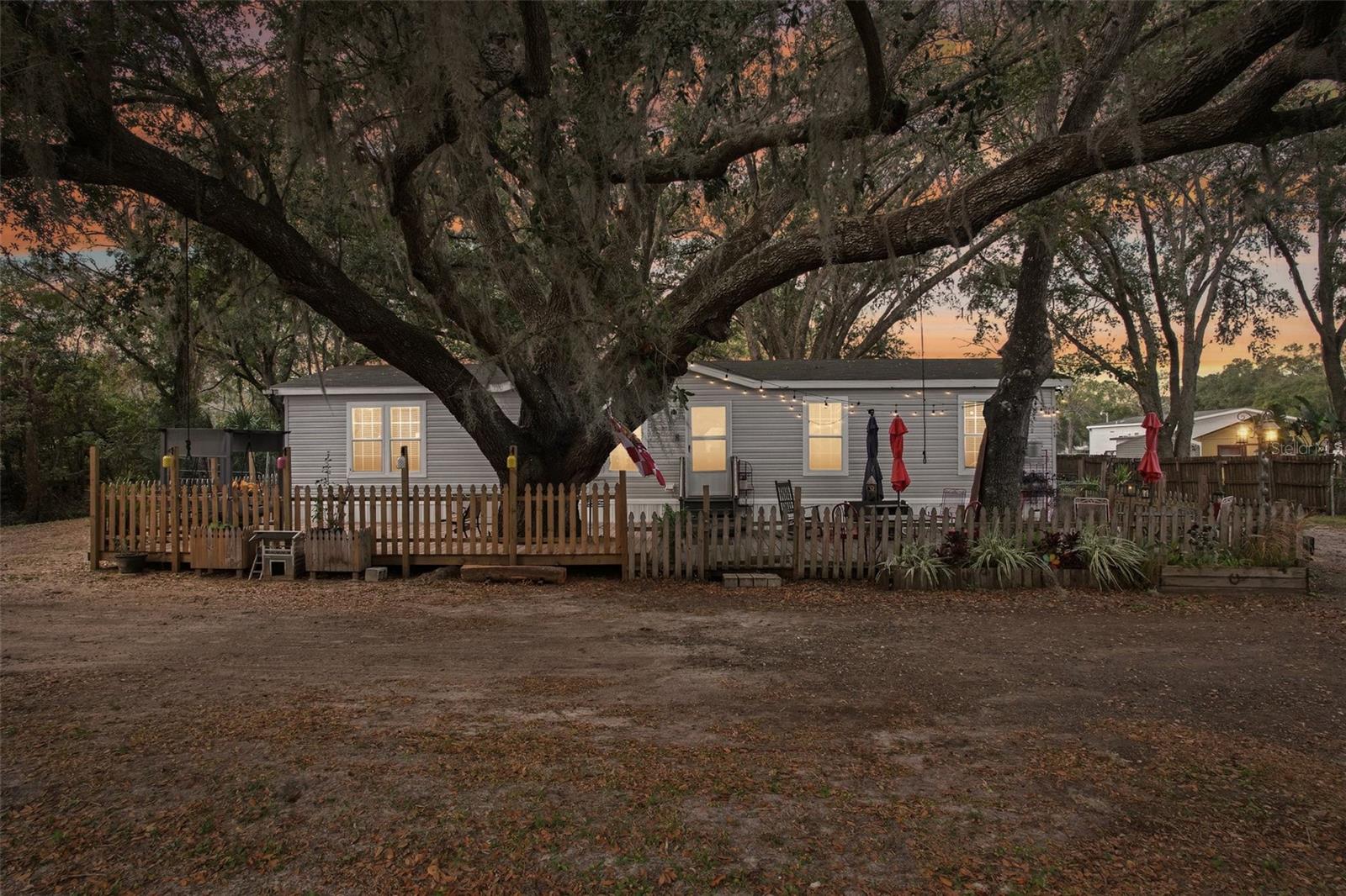 6449 WENDELL DR, WESLEY CHAPEL, FL, 33544