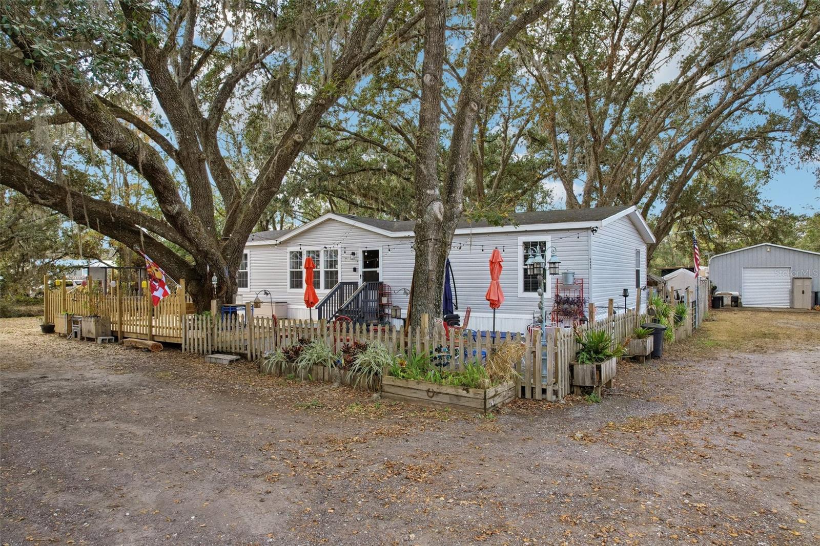 6449 WENDELL DR, WESLEY CHAPEL, FL, 33544