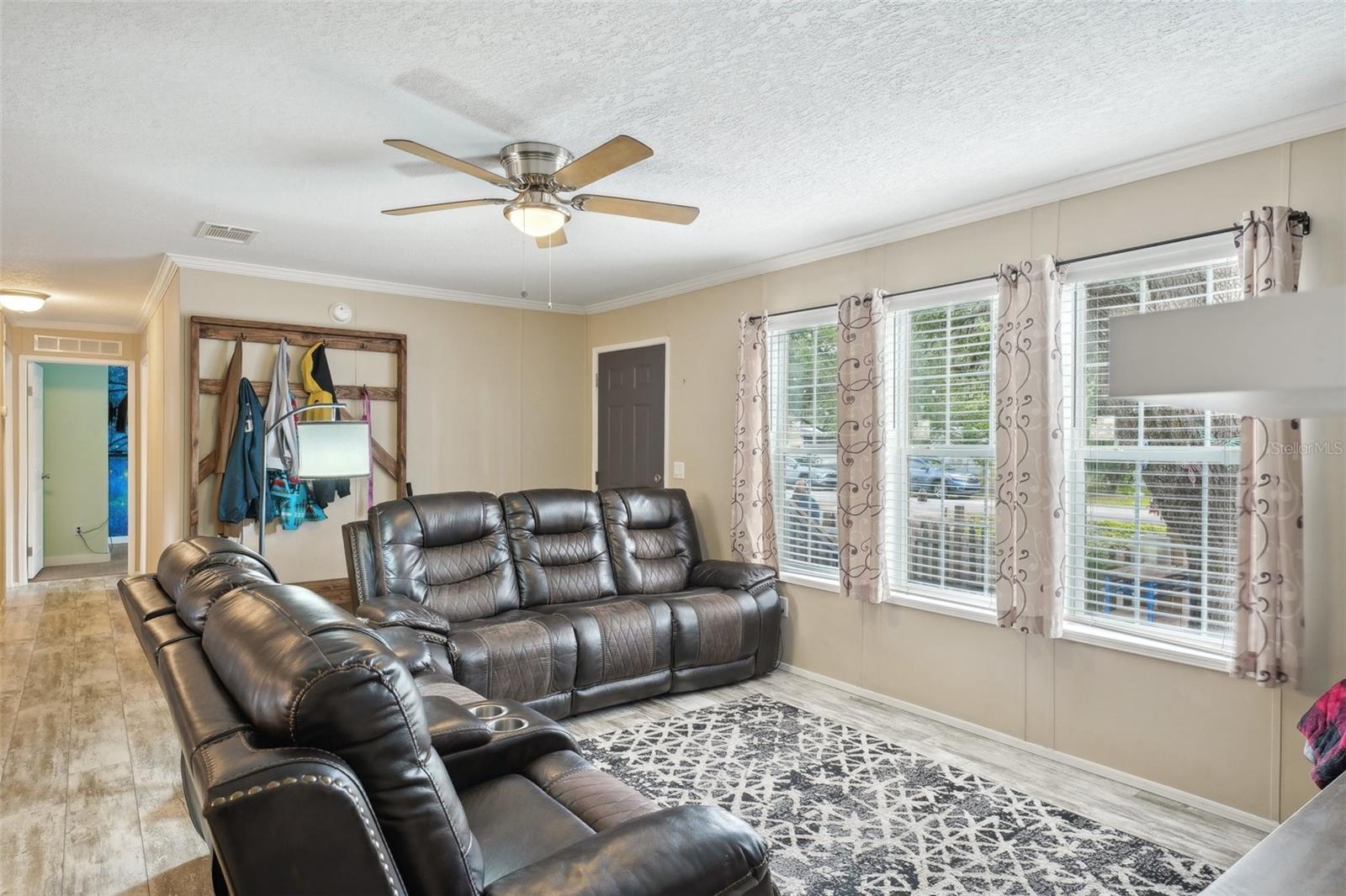 6449 WENDELL DR, WESLEY CHAPEL, FL, 33544