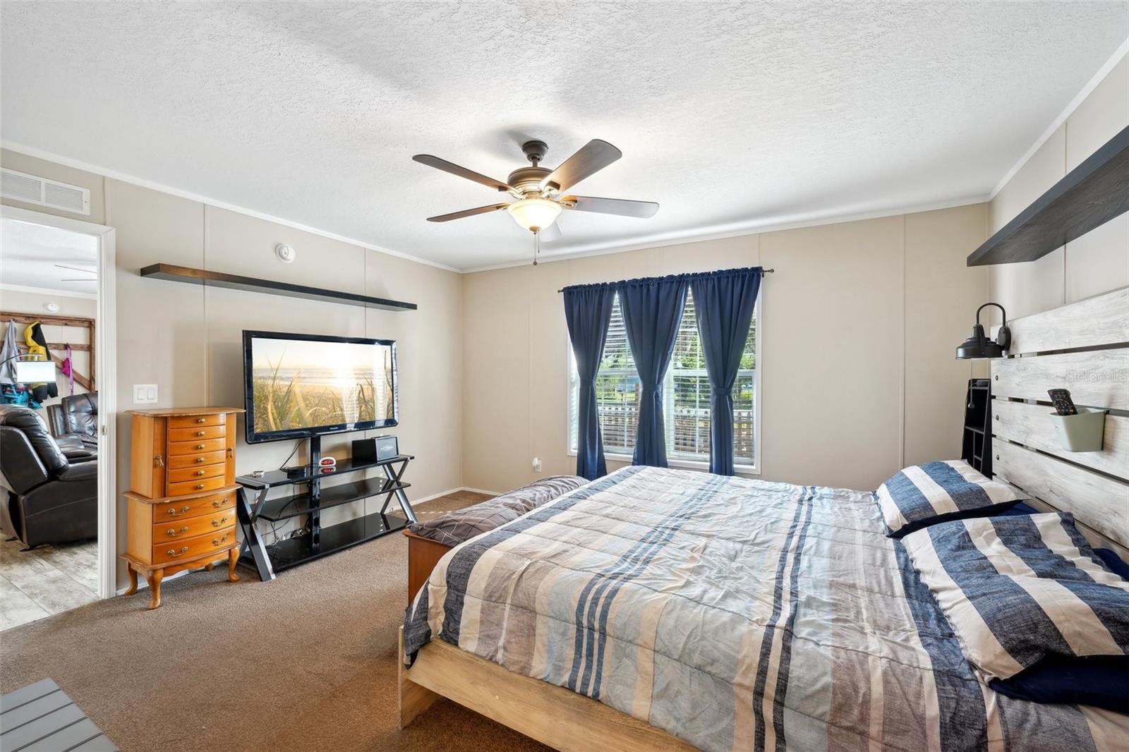 6449 WENDELL DR, WESLEY CHAPEL, FL, 33544