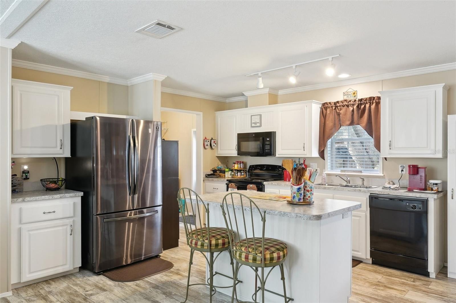 6449 WENDELL DR, WESLEY CHAPEL, FL, 33544