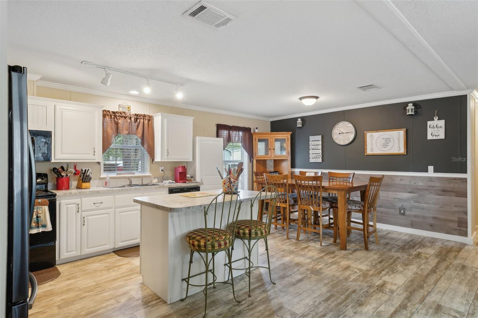 6449 WENDELL DR, WESLEY CHAPEL, FL, 33544