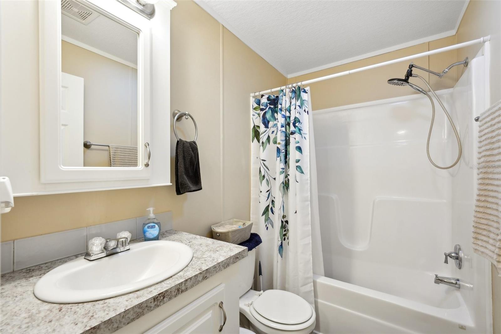 6449 WENDELL DR, WESLEY CHAPEL, FL, 33544