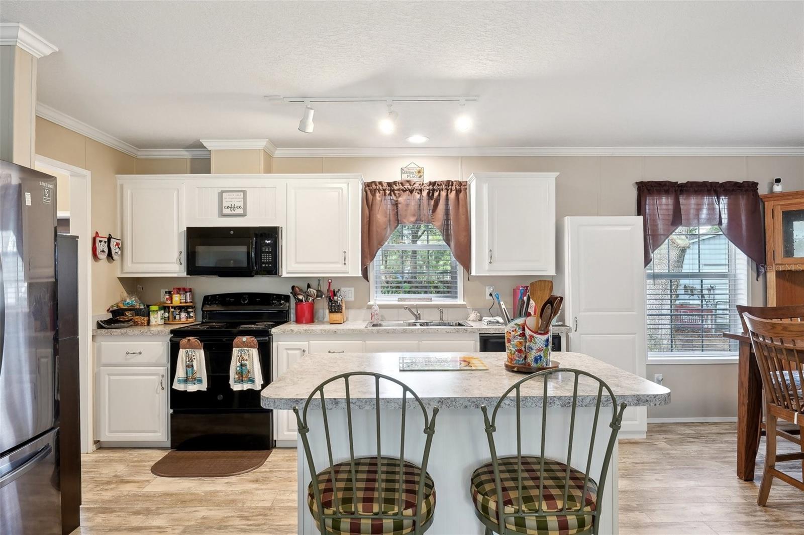 6449 WENDELL DR, WESLEY CHAPEL, FL, 33544