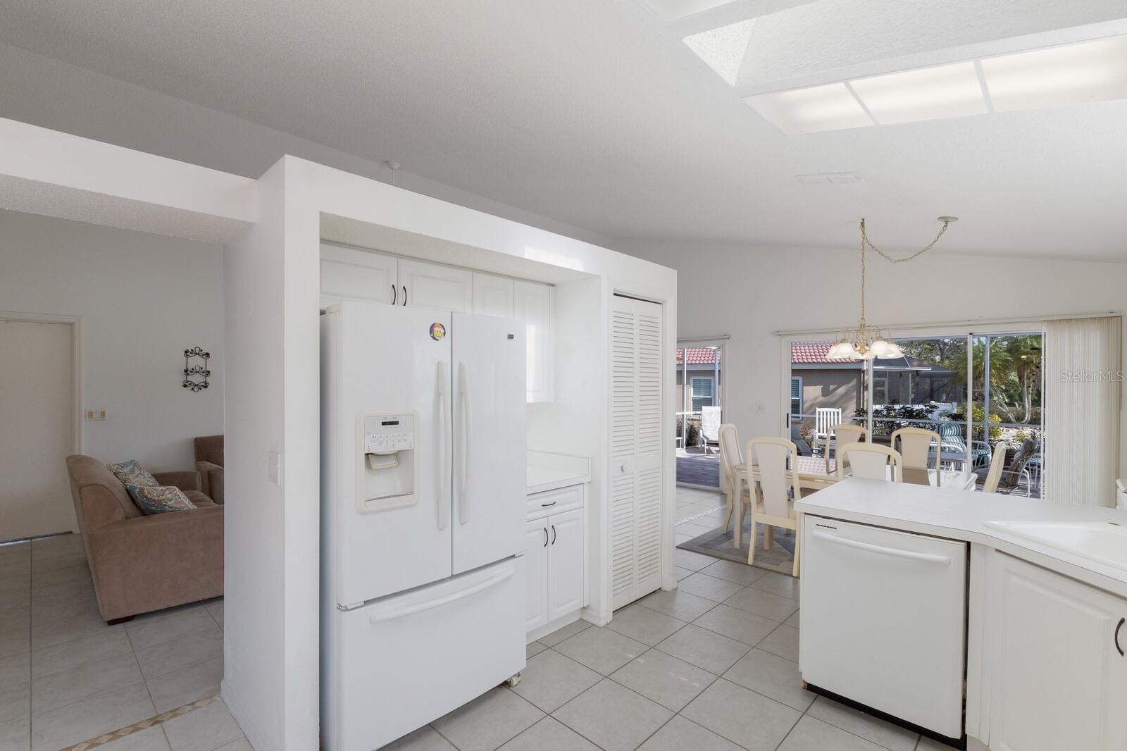 5512 GARDENS DR, SARASOTA, FL, 34243